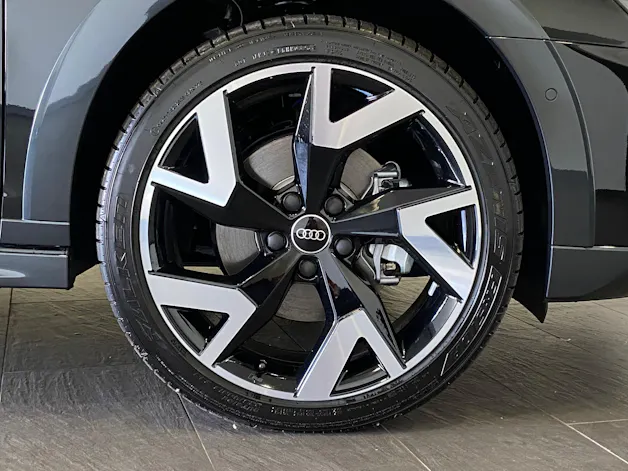 AUDI A3 allstreet TFSI quattro S tronic S-Line