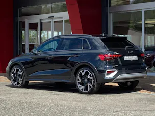 AUDI A3 allstreet TFSI quattro S tronic S-Line