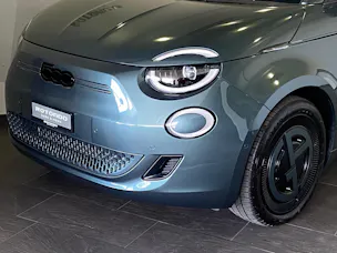FIAT 500 electric 87 kW Giorgio Armani Collector’s Edition