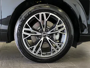 AUDI Q3 SUV TFSI quattro 204PS S-Line S tronic
