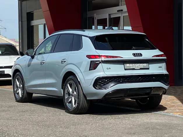 AUDI Q3 SUV TFSI quattro 265 Ps S tronic S-line