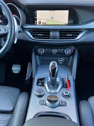 ALFA ROMEO Stelvio 2.2 JTDM Veloce Pack Premium 21" Q4 AT8