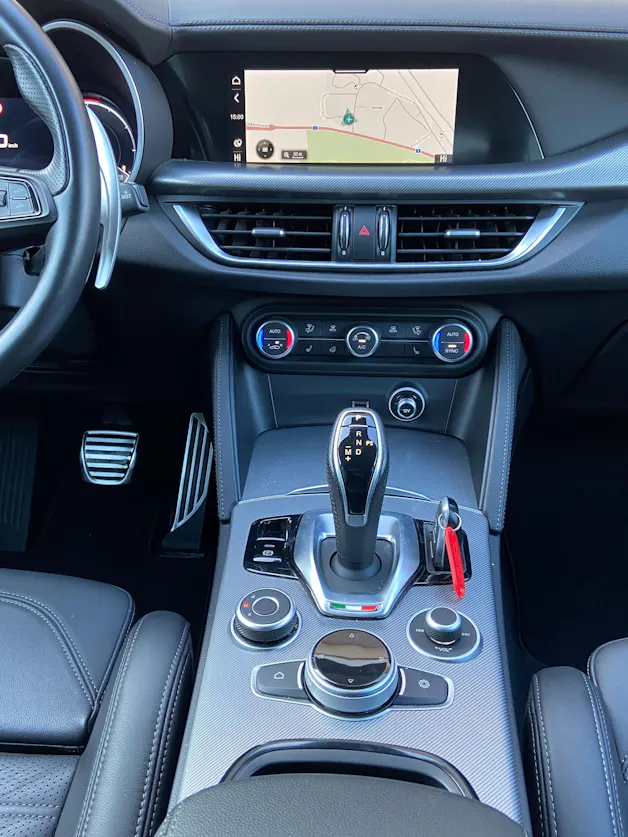 ALFA ROMEO Stelvio 2.2 JTDM Veloce Pack Premium 21" Q4 AT8
