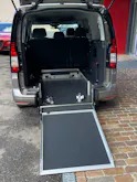 VW Caddy Maxi Kombi 2.0 TDi DSG Rollstuhltransport 5+1 Plätze