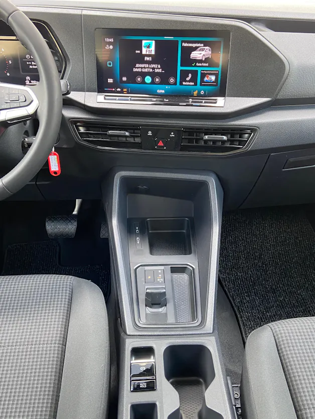 VW Caddy Maxi Kombi 2.0 TDi DSG Rollstuhltransport 5+1 Plätze