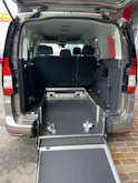VW Caddy Maxi Kombi 2.0 TDi DSG Rollstuhltransport 5+1 Plätze