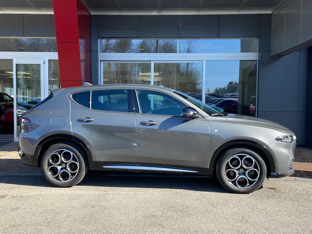 ALFA ROMEO Tonale 1.5 48V Hybrid Ti Pack Premium