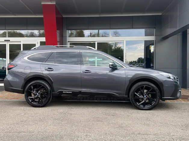 Subaru Outback 2.5i Luxury AWD Lineartronic
