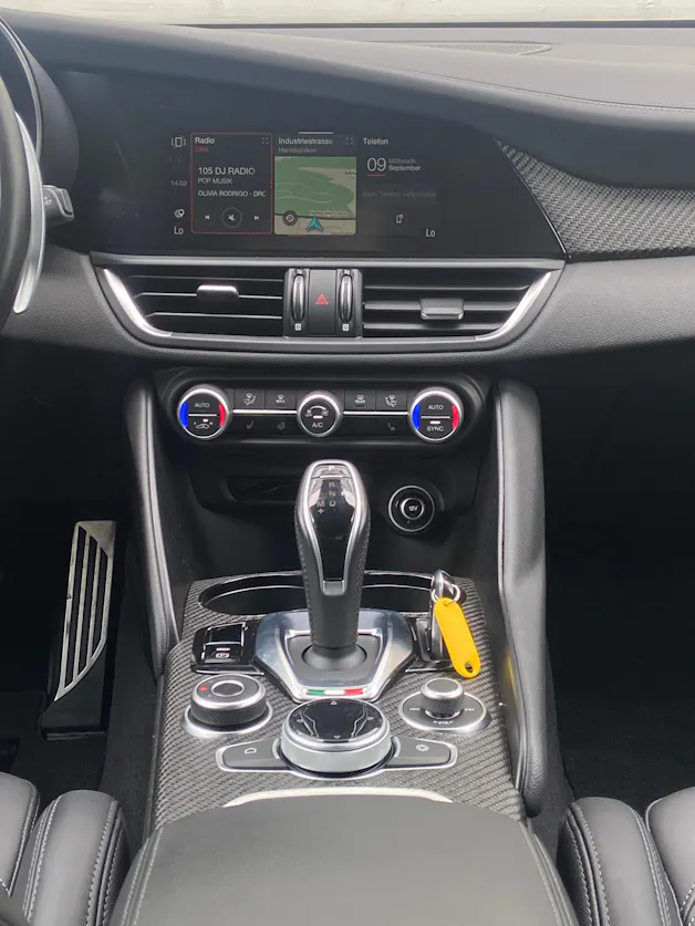 ALFA ROMEO Giulia 2.9 V6 Quadrifoglio Akrapovic