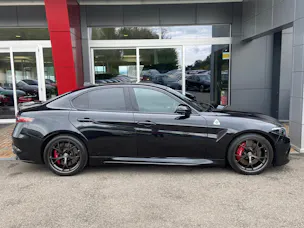 ALFA ROMEO Giulia 2.9 V6 Quadrifoglio Akrapovic