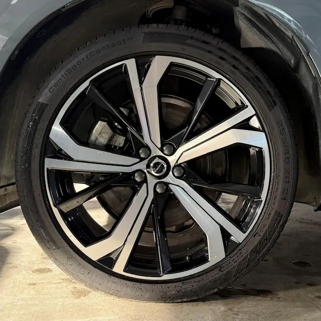 VOLVO XC60 2.0 T6 TE Ultimate Dark e