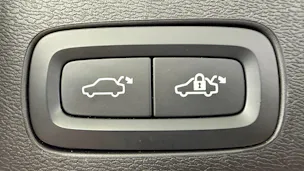 VOLVO XC60 2.0 T6 TE Ultimate Dark e
