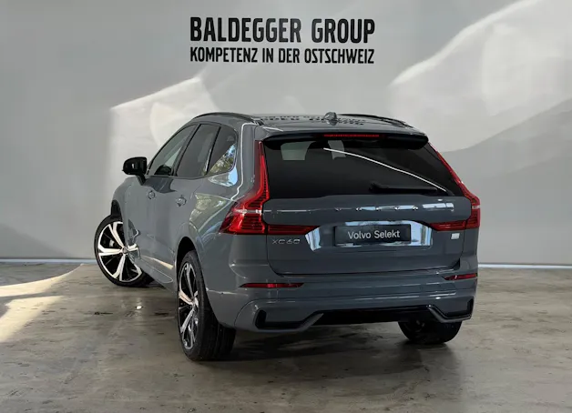 VOLVO XC60 2.0 T6 TE Ultimate Dark e