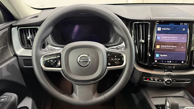 VOLVO XC60 2.0 T6 TE Ultimate Dark e