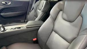 VOLVO XC60 2.0 T6 TE Ultimate Dark e