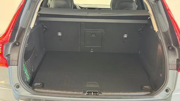 VOLVO XC60 2.0 T6 TE Ultimate Dark e