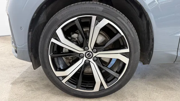 VOLVO XC60 2.0 T6 TE Ultimate Dark e