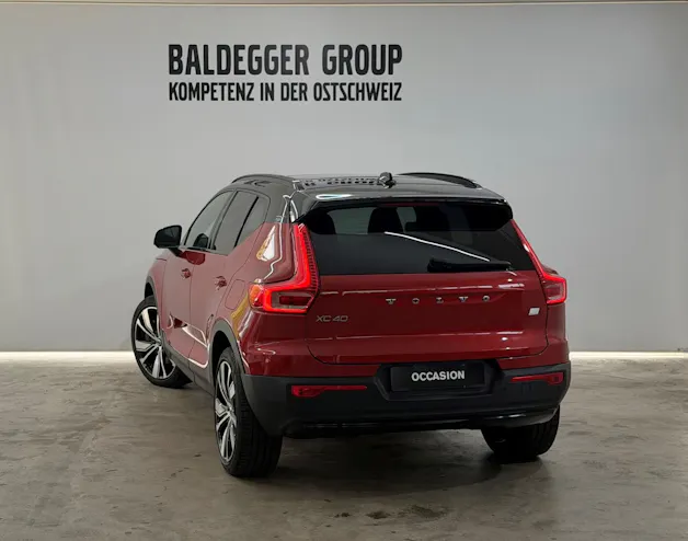 VOLVO XC40 P8 AWD Pure Electric R-Design