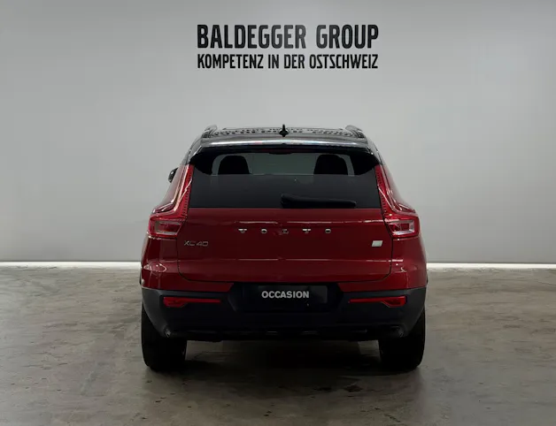 VOLVO XC40 P8 AWD Pure Electric R-Design