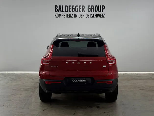 VOLVO XC40 P8 AWD Pure Electric R-Design
