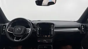 VOLVO XC40 P8 AWD Pure Electric R-Design