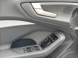 AUDI A5 Avant TFSI quattro S-Line Schwarz Optik S tronic