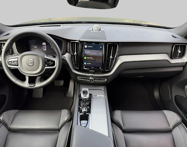 VOLVO XC60 2.0 T8 TE Ultra Dark eAWD