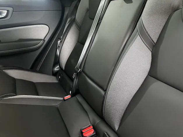 VOLVO XC60 2.0 T8 TE Ultra Dark eAWD