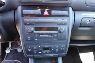 AUDI S3 quattro * Véhicule CH * Intérieur Cuir * 100% d'origine * Tempomat * Son BOSE * Jantes 18 * Sièges électriques *