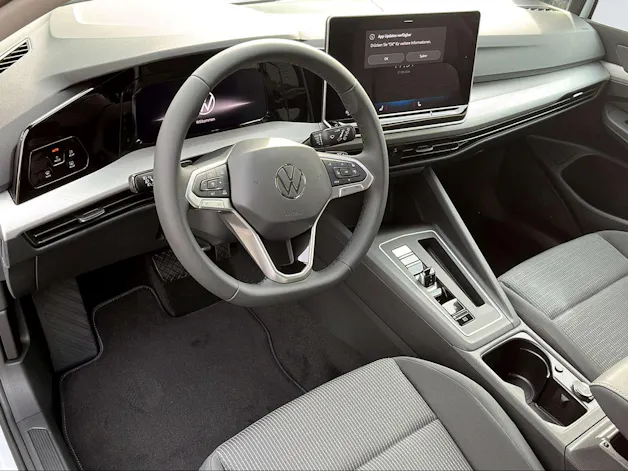 VW Golf VIII 1.5 eTSI Value DSG