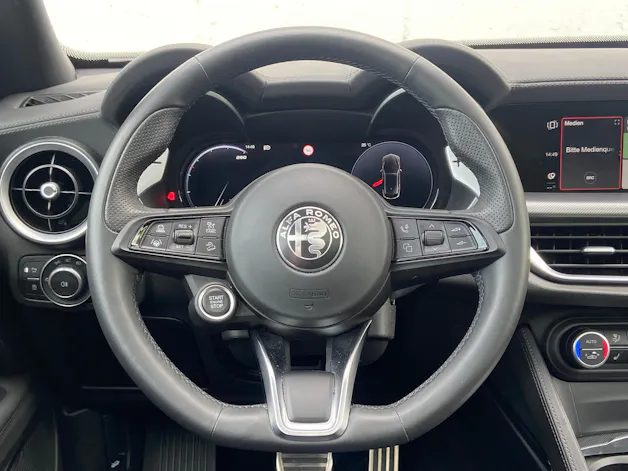 ALFA ROMEO Stelvio 2.0 Veloce Premium Sky Q4 AT8