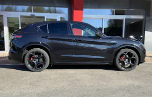ALFA ROMEO Stelvio 2.0 Veloce Premium Sky Q4 AT8