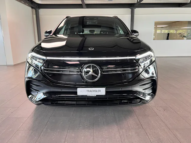 MERCEDES-BENZ EQA 300 AMG Line 4Matic