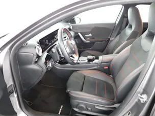 MERCEDES-BENZ A 200 AMG Line