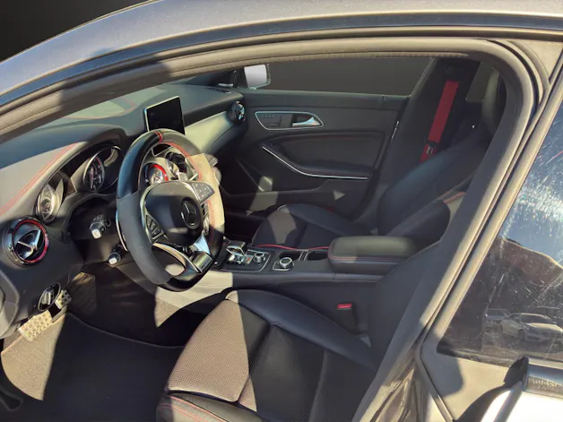 MERCEDES-BENZ CLA Shooting Brake 45 AMG 4Matic Speedshift