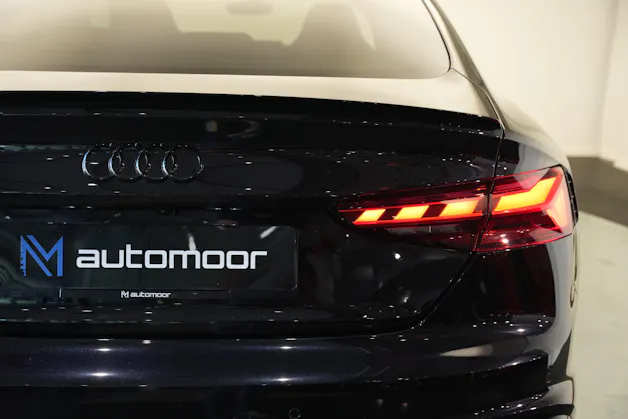AUDI RS5 Competition Plus Sportback 2.9 TFSI quattro tiptronic *Carbon Schalensitze*