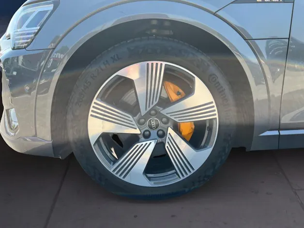 AUDI e-tron 50 S Line quattro