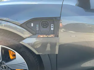 AUDI e-tron 50 S Line quattro