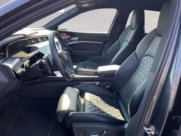 AUDI e-tron 50 S Line quattro