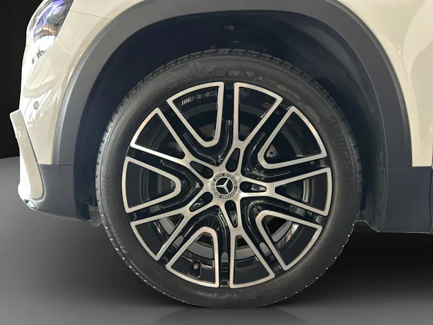 MERCEDES-BENZ GLB 220 4Matic 8G-Tronic