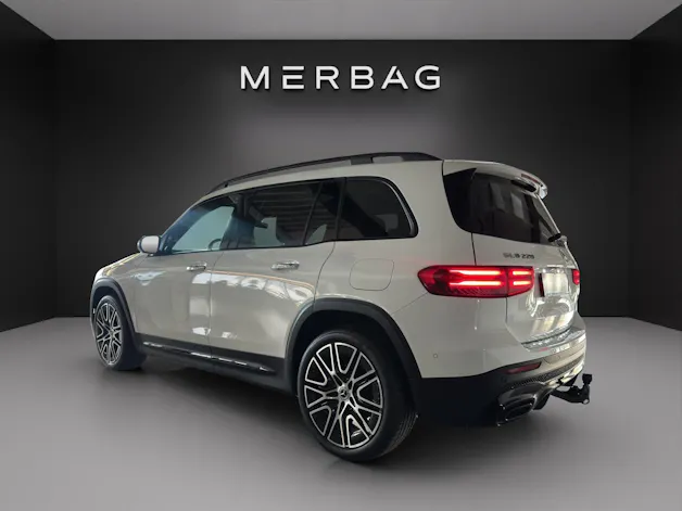 MERCEDES-BENZ GLB 220 4Matic 8G-Tronic