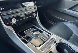 Jaguar XE 20d Automat AWD