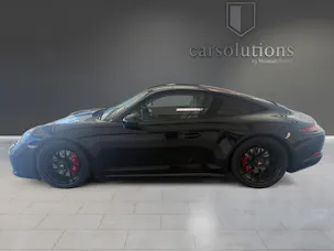 PORSCHE Carrera GTS