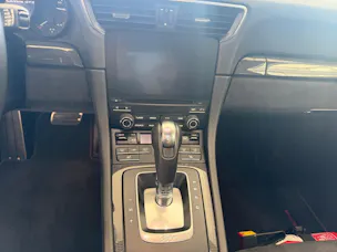 PORSCHE Carrera GTS