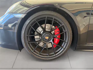 PORSCHE Carrera GTS