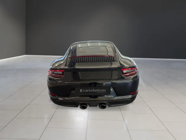 PORSCHE Carrera GTS