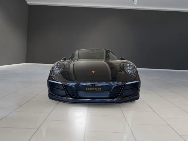 PORSCHE Carrera GTS