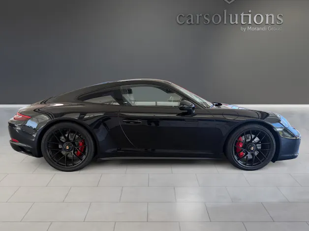PORSCHE Carrera GTS