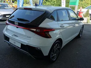 HYUNDAI i20 1.0 T-GDi Amplia DCT