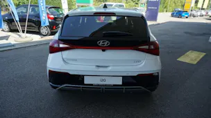 HYUNDAI i20 1.0 T-GDi Amplia DCT